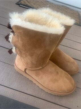 UGG Chestnut Ankle Boots